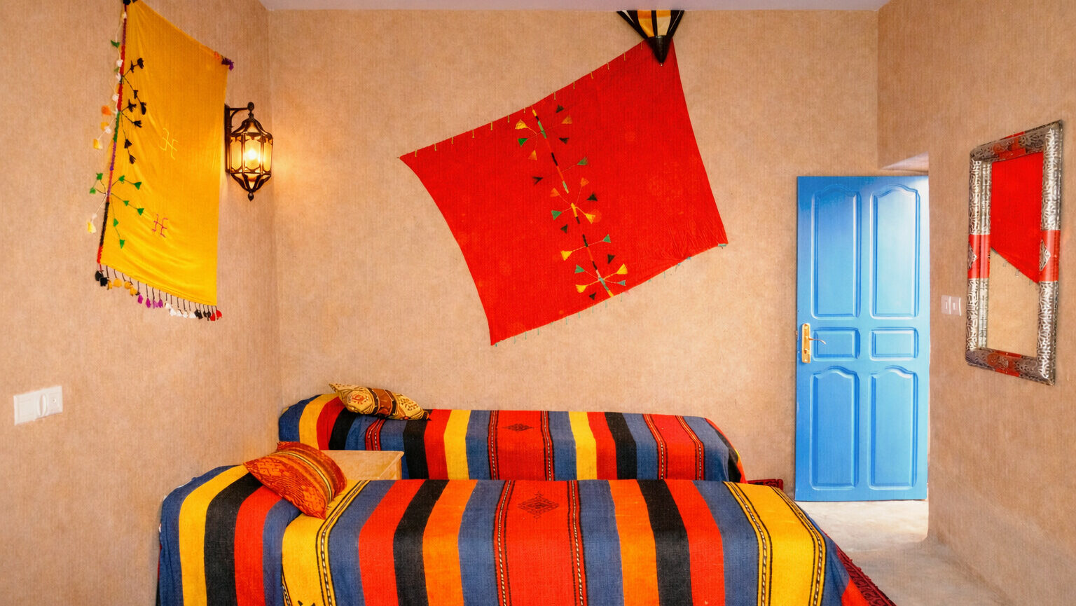 Chambre familiale de l'auberge <span class=