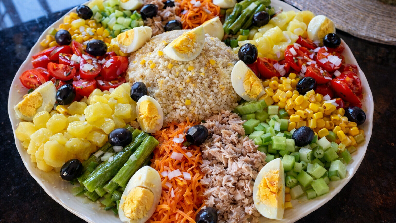 Salade marocaine servie à l'auberge